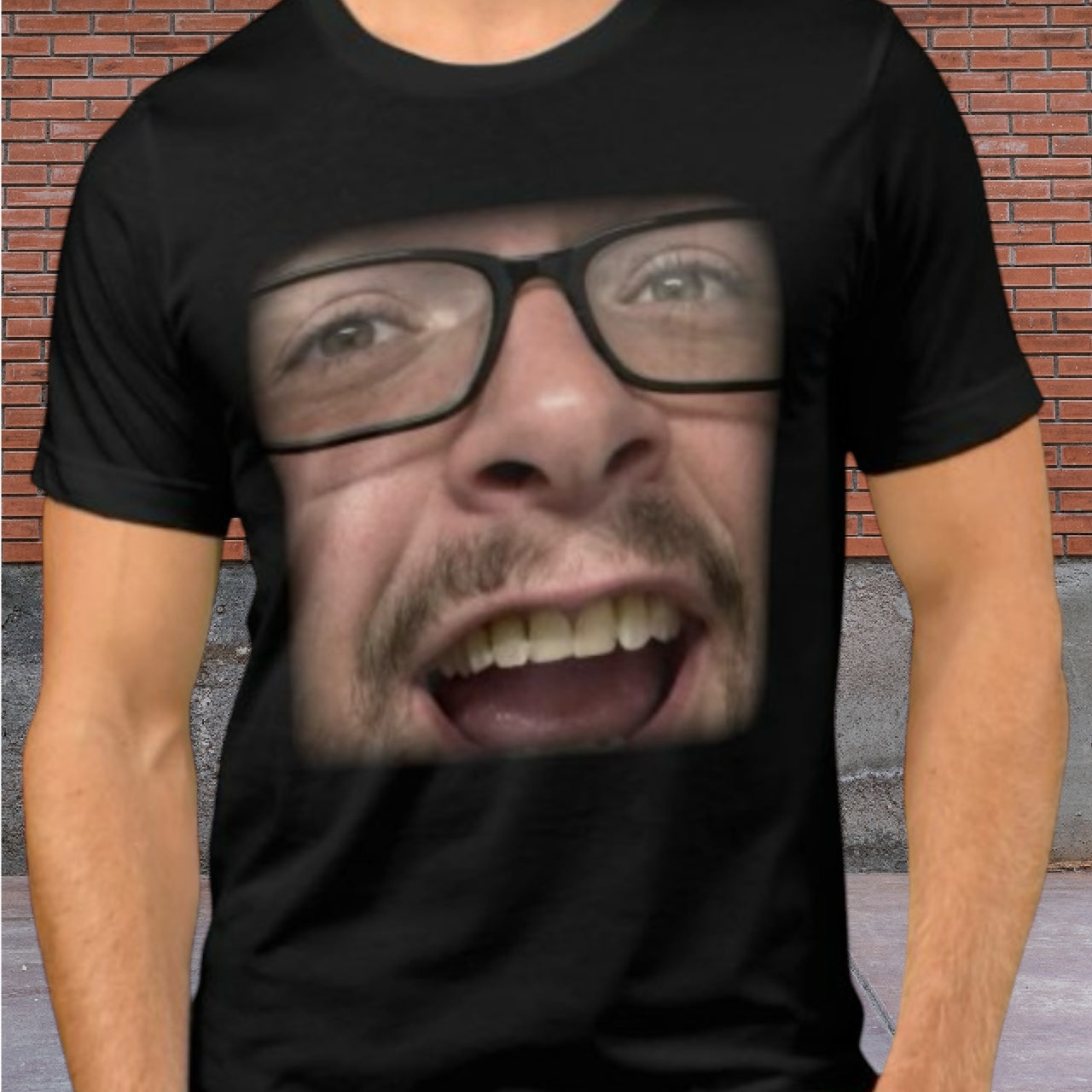 Fanooch Face Tee